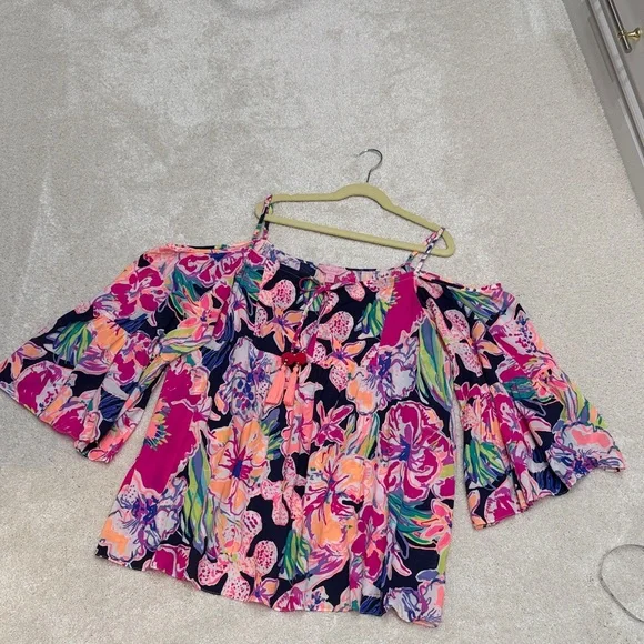 Lilly Pulitzer Alanna “Tipping Point” Pink and Blue Floral Blouse/Tunic/Top Med - Picture 15 of 15